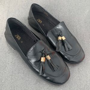 🌺 New Zara Black Tassel Shoes Sz 32
